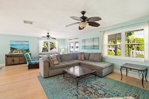 Smart TV - Tropical Villa Retreat | Pool & Hot Tub (Key Largo)