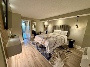1 bedroom, desk, free WiFi, bed sheets
