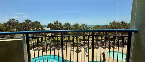 Innenpool, beheizter Pool