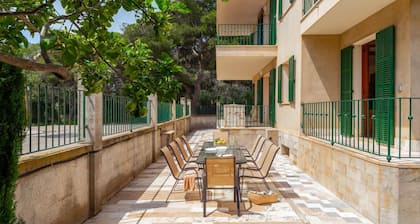 Beautiful Mediterranean house with terrace in Porto Cristo