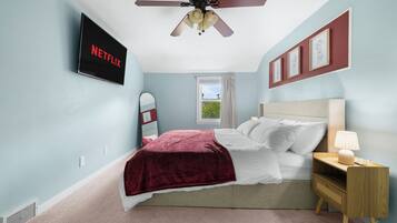 3 bedrooms, iron/ironing board, WiFi, bed sheets