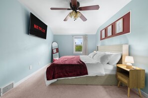 3 bedrooms, iron/ironing board, WiFi, bed sheets