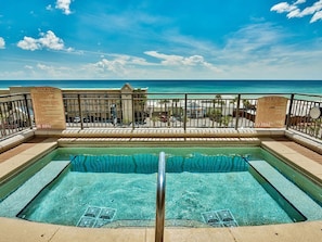 Piscine extérieure, piscine chauffée