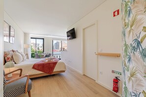1 chambre, fer et planche à repasser, Wi-Fi gratuit, draps fournis