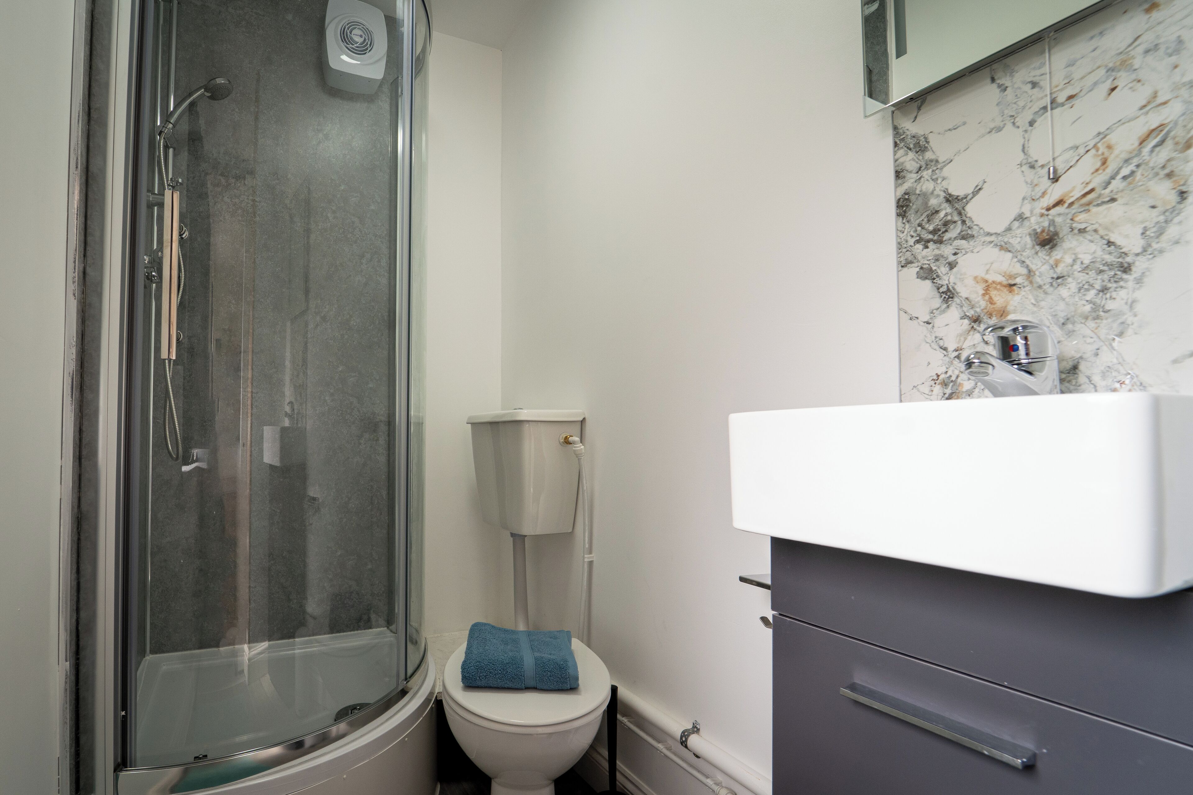 Foto - Beckbury House close to the City, 7 mins from QE and Royal Othopedic Hospital, Bham University