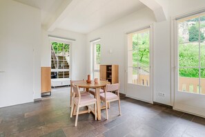 Dining - Blueground | Grund, washer/dryer, nr Bock Casemates (Luxembourg)