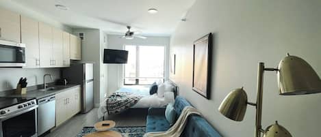 1 chambre, fer et planche à repasser, Wi-Fi gratuit, draps fournis