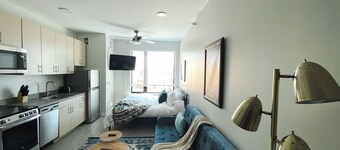 Sleepover Brilliant 1BD/1BA + Gym - Des Moines