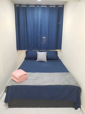 1 bedroom, iron/ironing board, WiFi, bed sheets