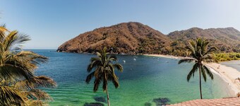 House in Yelapa with ocean view and close to the beach