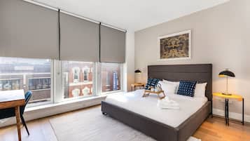 2 bedrooms, desk, iron/ironing board, travel crib