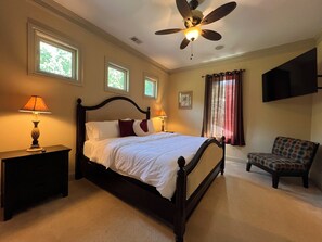 5 makuuhuonetta, silitysrauta/-lauta, Wi-Fi, vuodevaatteet