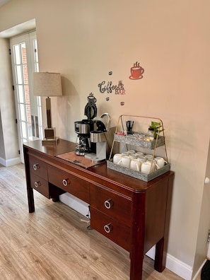 Interior - The Zion House - Charming Historic Home Perfect for Family Vacations and Events (Pevely)