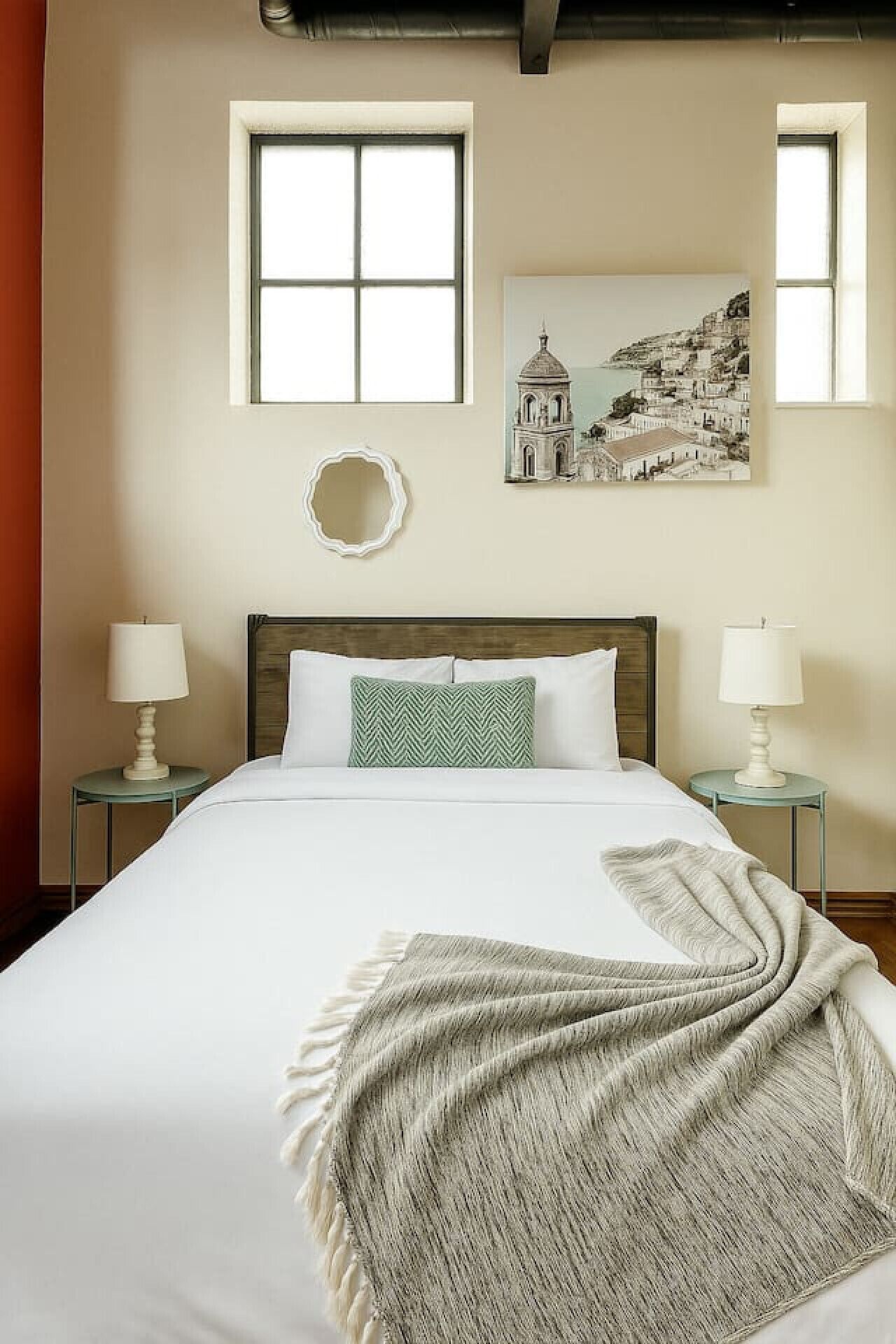 Desk, iron/ironing board, free WiFi, bed sheets