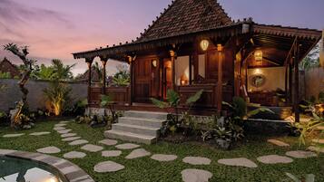 Fachada de la propiedad