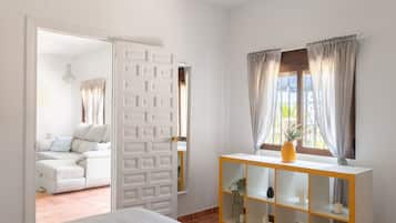1 bedroom, iron/ironing board, free WiFi, bed sheets