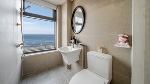 Basic Room, 1 Bedroom (Room 201 (Panorama View/Private BBQ)) | 1 bedroom, free WiFi - Donghae Il Mare Pension (Donghae)