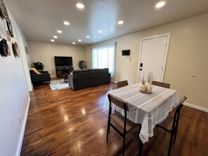 Interior - Charming 1-bedroom house with WiFi, AC Mesilla Park Las Cruces (Las Cruces)