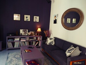 Smart TV, books, music library