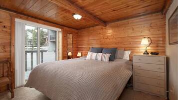 3 slaapkamers, een bureau, reisbedje, gratis wifi