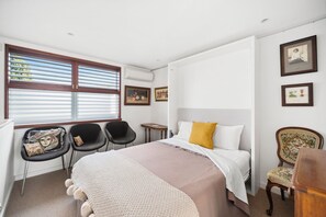 3 quartos, escrivaninha, ferros/tábuas de passar roupa, Wi-Fi