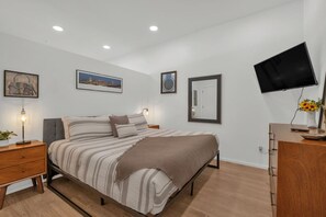 1 chambre, fer et planche à repasser, Wi-Fi gratuit, draps fournis