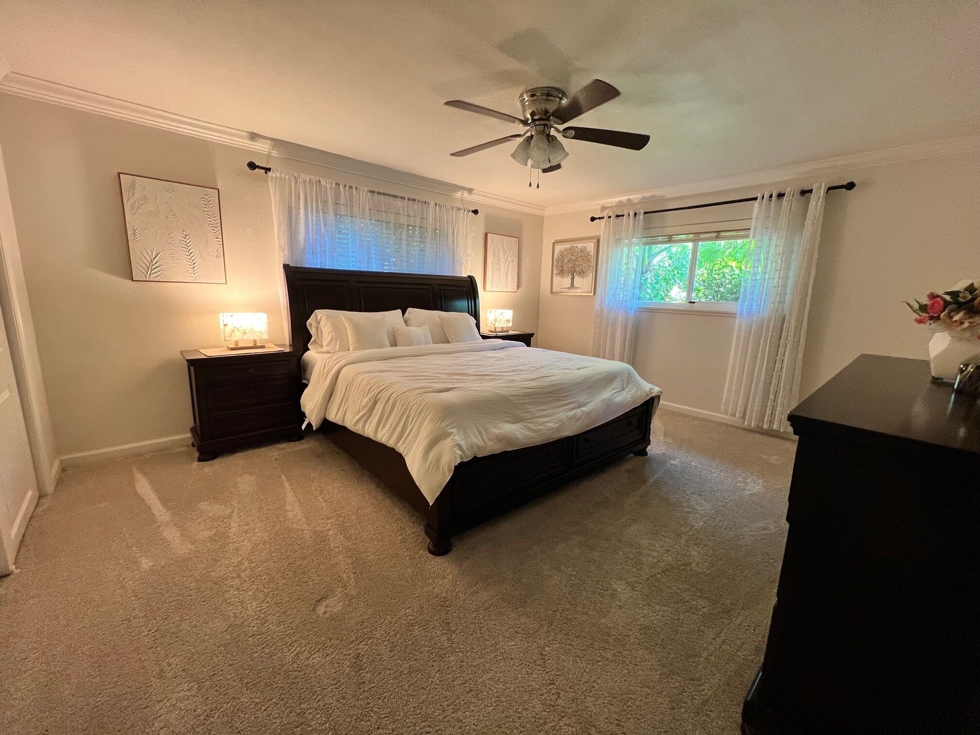 6 bedrooms, iron/ironing board, free WiFi, bed sheets