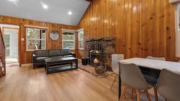 Flat-screen TV, fireplace