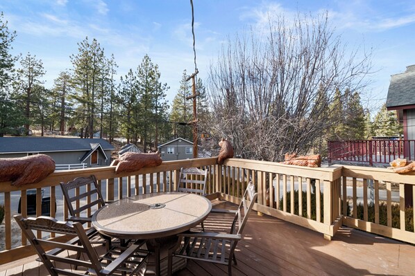 Terrace/patio - Big Bear Cottage (Big Bear Lake)