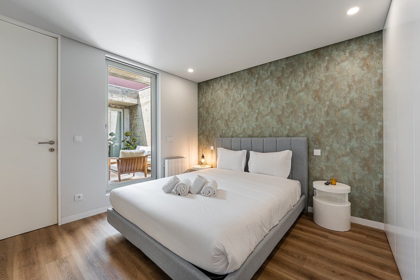 2 chambres, fer et planche à repasser, accès Internet, draps fournis