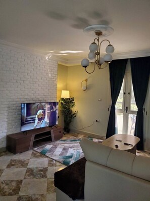 TV