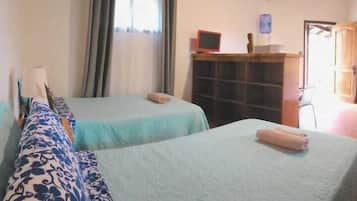 Comfort Twin Room, Balcony, Courtyard View | WiFi (free)