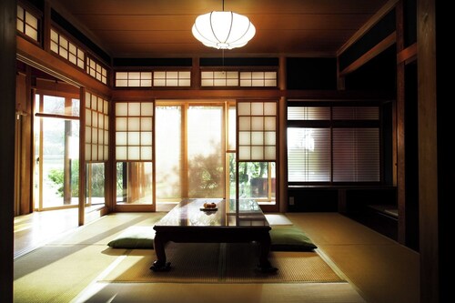 A place where you can encounter old tales Enjoy  / Katsuura Chiba