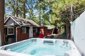 Exterior - Little Lux (Big Bear Lake)