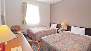 1 bedroom, desk, free WiFi, bed sheets