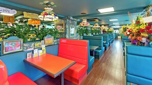 用餐