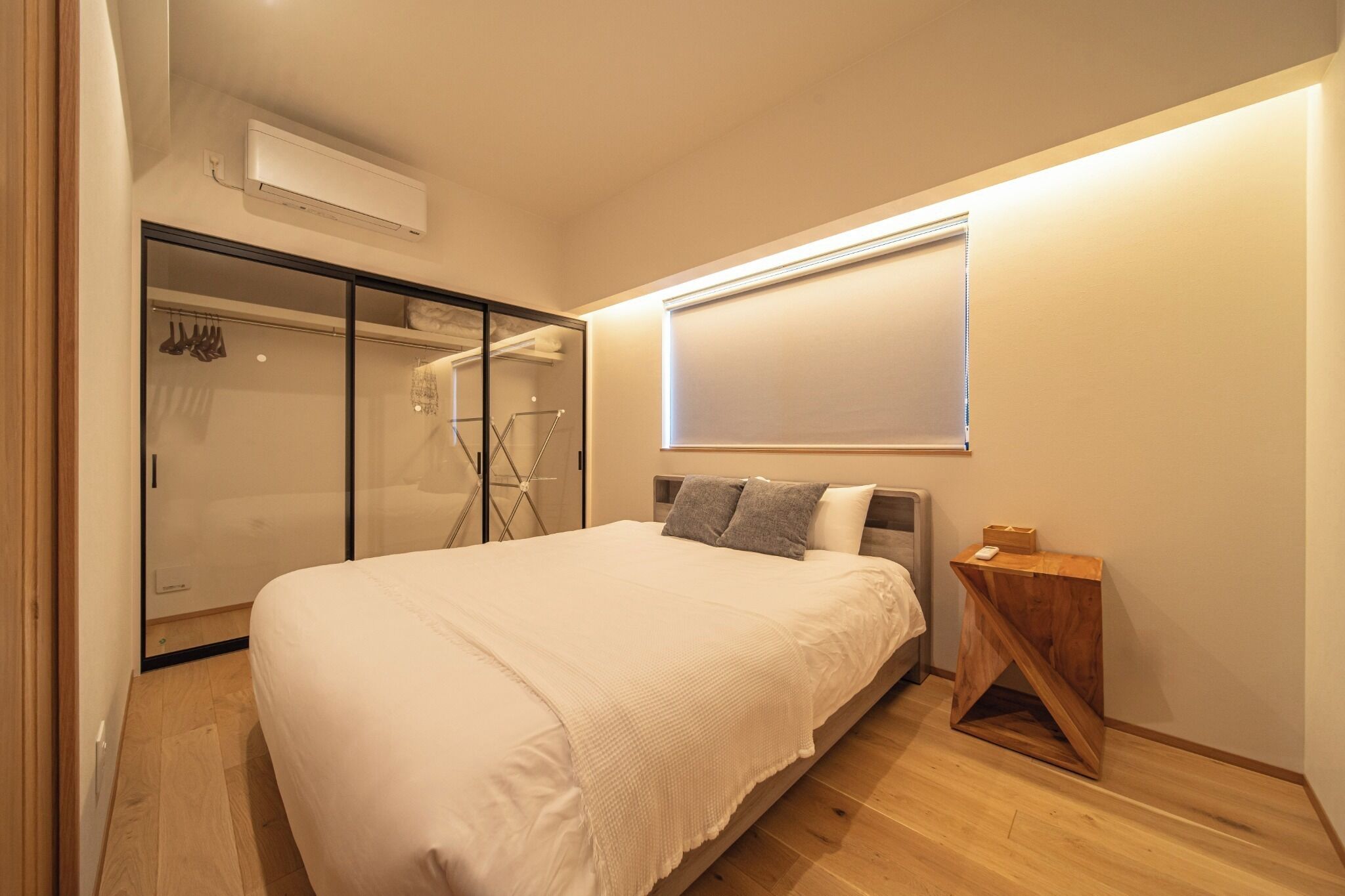 2 室のベッドルーム、WiFi (無料)、ベッドシーツ