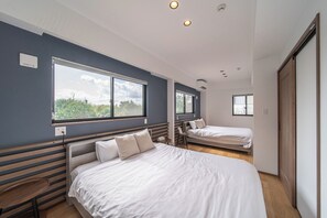 2 bedrooms, free WiFi, bed sheets - 30 sec walk to the sea15 min drive to the resort / Kunigamigun Okinawa (Kunigamigun)