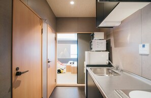 Fridge, microwave, stovetop, cookware/dishes/utensils