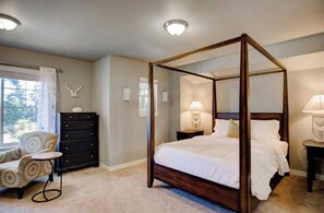 3 bedrooms, desk, iron/ironing board, WiFi