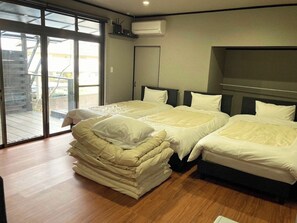 1 bedroom, free WiFi, bed sheets