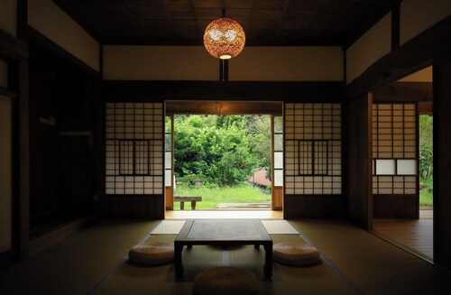 Entire house rental plan Experience Satoyama life by renting the entire traditional Japanese inn / Kamogun Shizuoka