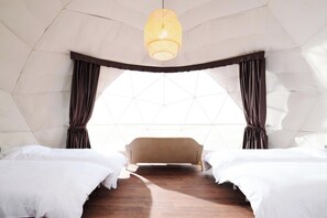 1 slaapkamer, een bureau
