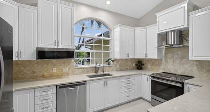 Sleeps 8 West Palm Large House Pet Friendly