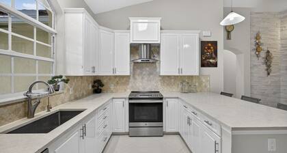 Sleeps 8 West Palm Large House Pet Friendly
