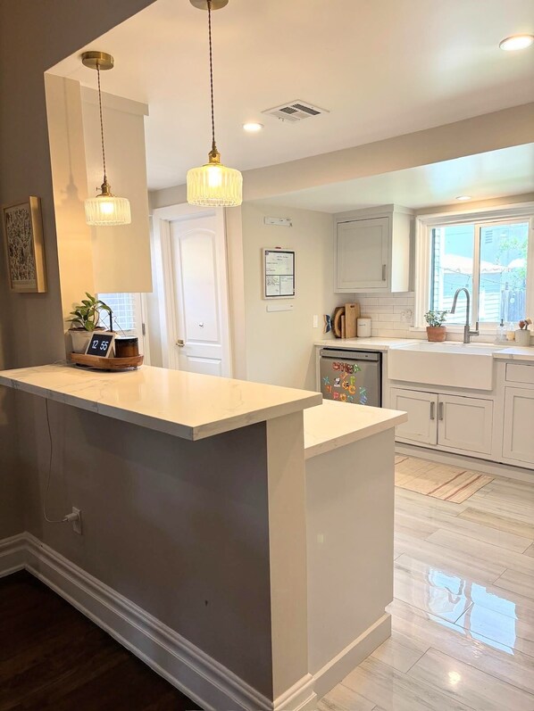 Microwave, oven, stovetop, dishwasher