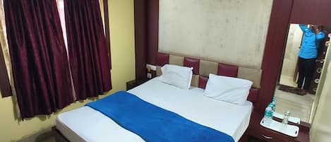 Deluxe Double Room, City View | View from room