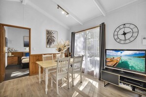 2 chambres, fer et planche à repasser, Wi-Fi gratuit