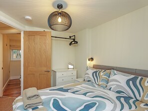 2 室のベッドルーム、WiFi (無料)