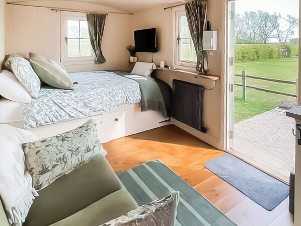 1 bedroom, free WiFi